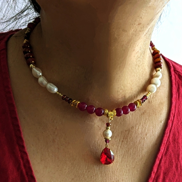 Red Rose Jade & Czech Picasso Beads And Pearl W/ Swarovski Pendant Necklace - Picture 1 of 10